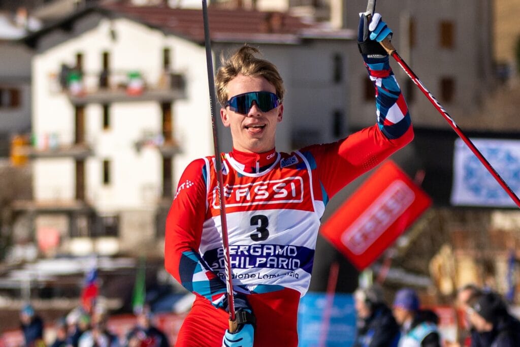 Mathias Holbæk tar VM-guld i Italienska Schilpario