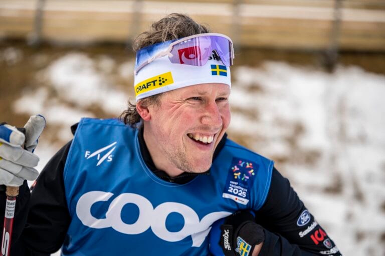 Andreas Domeij får sparken som damtränare för längdlandslaget.