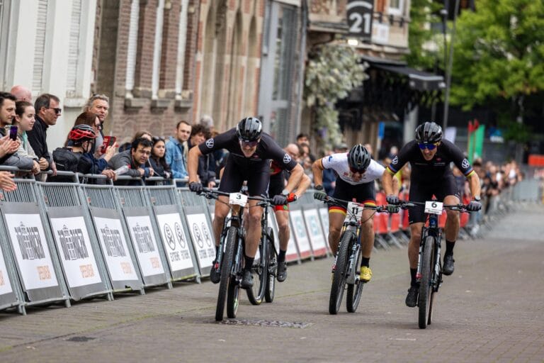 Följ dramatiken från världscupen i MTB Eliminator direkt på SC Play