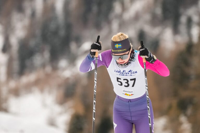 Lager 157 Ski Team presenterar åkarna i ungdomslaget