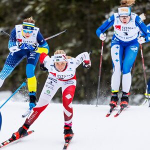 240202 Lisa Vinsa, Piteå Elit SK under damernas sprint i Ford Smart Energy Cup den 2 februari 2024 i Åsarna.